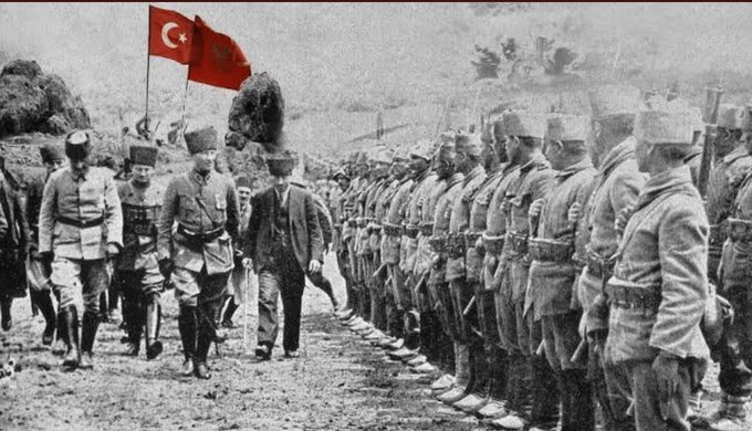 midyat_d's tweet photo. Çanakkale mücadeledir.Çanakkale inançtır.Çanakkale bağımsız geleceğin miladı,kurtuluşun ilk adımıdır.İstiklal ve istikbalimizin şanlı mücadelesi Çanakkale Zaferi'nin kahramanlarını,Gazi Mustafa Kemal Atatürk'ü,şehitlerimizi rahmet, minnet ve duayla yad ediyoruz.
#TekİhtimalZafer https://t.co/pACWiUFmMf
