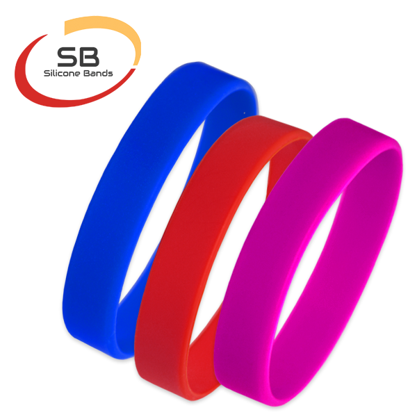 SiliconeBandsUK's tweet photo. Did you know that our silicone wristbands have a food grade rating? They are dishwasher suitable and safe to be used in environment where food is handled. See our full range of wristbands here: https://t.co/xDfHBtbZXO #siliconewristbands #businesspromotion #brandawareness https://t.co/BbWkYcVswD