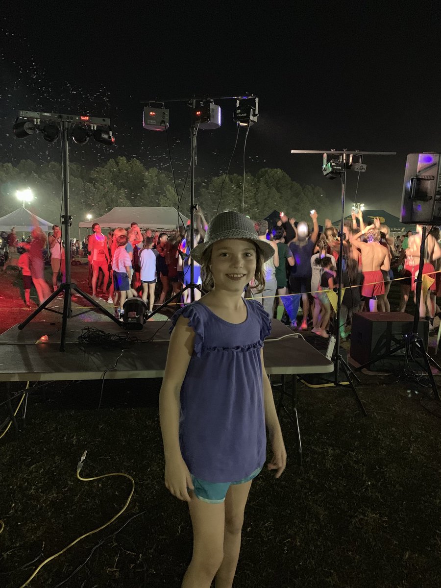 Coach_Crom's tweet image. With our Track &amp;amp; Field season all but finished, it would be a wise time for coaches to register for the last few remaining spots for the Friday Night Lights XC Festival!  #FNLXC20