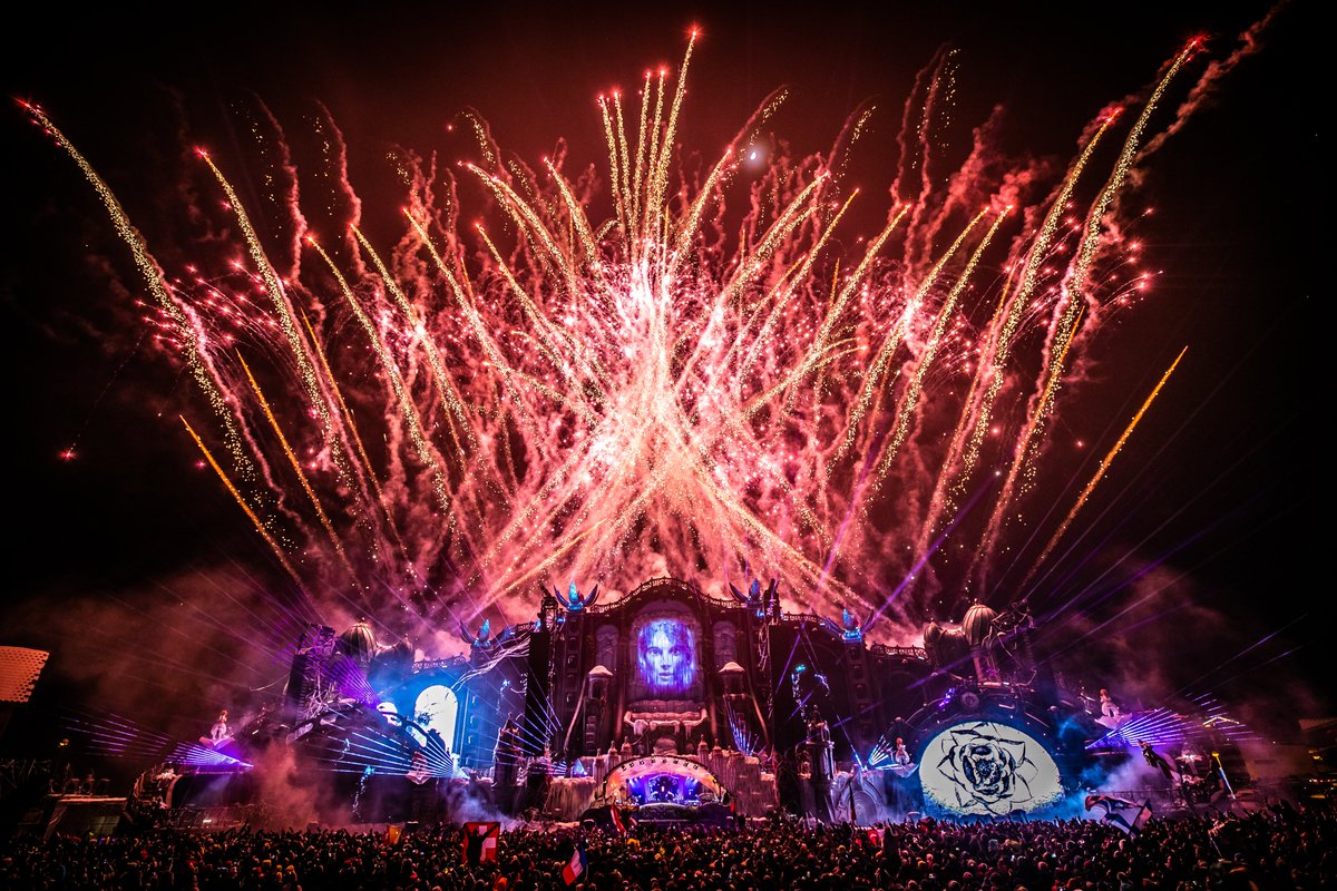 TMLwinter's tweet image. People of Tomorrow, you are being missed at the Winter 2020 Mainstage.
You are the foundation of Tomorrowland, stay positive and see you soon.
This is not a farewell.
 
Tomorrowland Winter
