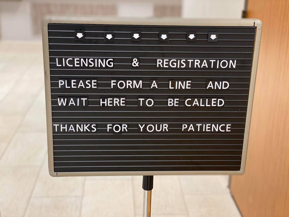 LDWF's tweet photo. This is LDWF headquarters today. Usually, customers form lines in the hallways as they wait to purchase hunting, fishing and boating licenses. Beginning today, all LDWF offices are closed indefinitely to the public. 

#COVID19 #NeighborsHelpNeighbors https://t.co/EfUwAc211v