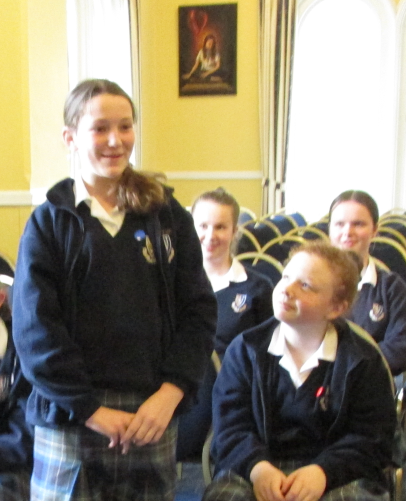 msj_library's tweet photo. Yr7-9 Academic Scholars & friends had fun playing 'Just a minute' at lunchtime guided by some Yr12 experts, for their Academic Platform. Some great rounds & laughs! #scholars #msjlife #confidence #speaking https://t.co/zEEYDPsPoT