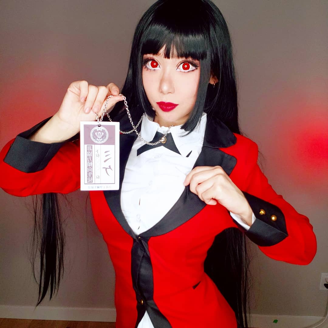 JenileeCosplay's tweet photo. Suddenly there's so much extra time now! 😬 Time to binge watch all of the anime.. 😅

One of my favourites so far is Kakegurui ♥️

#cosplay #kakegurui #kakeguruicosplay #anime #animecosplay #yumekojabami  #yumeko https://t.co/tyETHLlYly