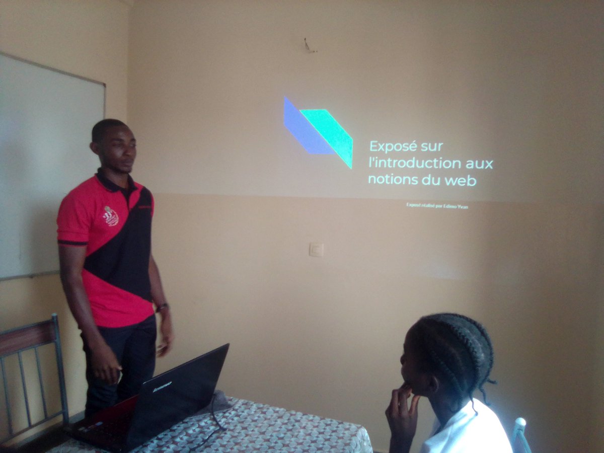 sorellekana's tweet image. Présentation du web par
@donald67984043 et @BouhIvan 
C&apos;est quoi le métier de développeur web ? Quelles sont ses habitudes ? Quels sont ses outils? 
#xcodepath
#webpath2k20
#seed_innov