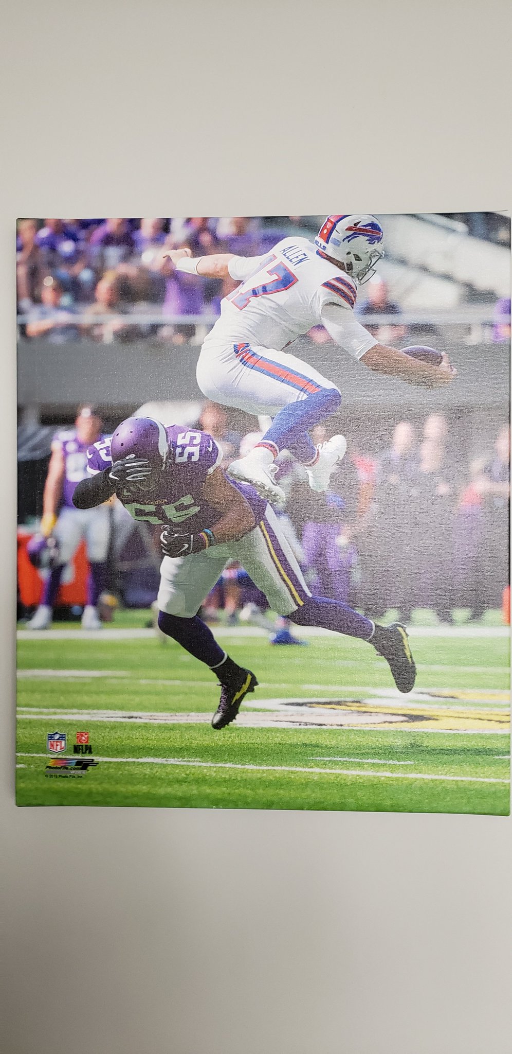 Yes, happy birthday Anthony Barr   