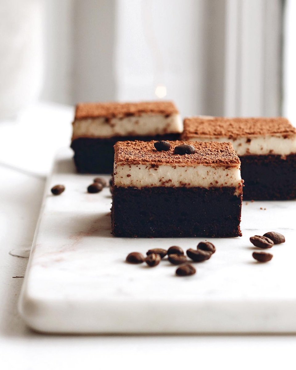 SweetHartTO's tweet image. Reminder! We’re still available on @UberEats @foodora_ca and @ritual_co. Custom pickup orders with 48 hours notice can be placed via phone 647-340-4645 or email hello@sweethartkichen.com. Stay safe &amp;amp; take care! ❤️