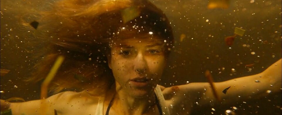 кловерфилд лейн 10. невозможное 2012 том холланд. невозможно триллер. невозможно триллер. не возможное том холанд.