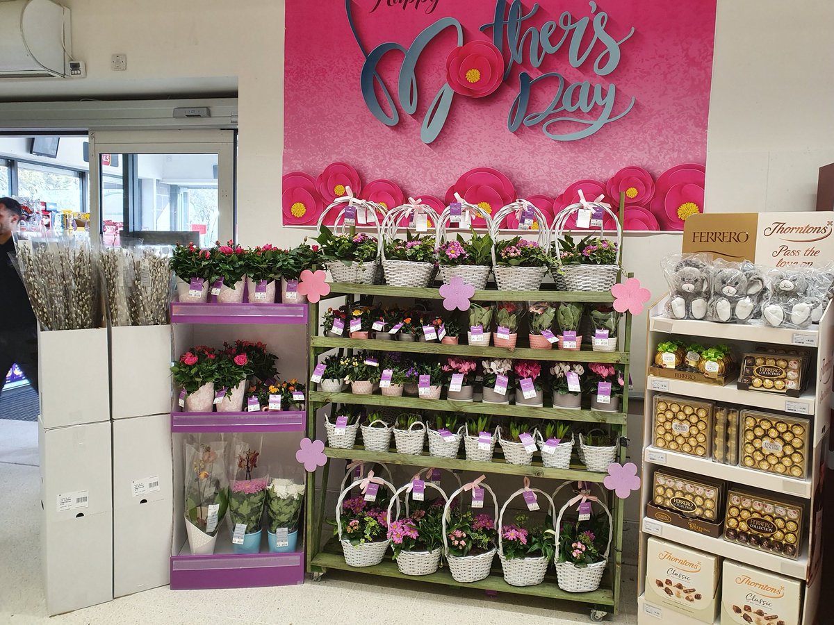 Jessiemina1's tweet photo. Kyle coop have kept calm and carried on. Big shoutout to all the mothers in kyle and the rest of the world. @DSimps0106  @mccarthy_1888 @furnivalderek #coopway https://t.co/6HKkcew2RW