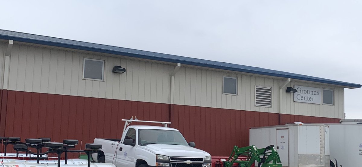 EricRobertsCSFM's tweet image. Last Friday was the end of a 9 year run @bvschools. I’ll leave behind a lot of great people who have contributed to my education &amp;amp; professionalism. I started my first day Monday @USD_232 as Head Groundskeeper. I’ll miss Blue Valley, but I’m ready &amp;amp; excited for the new opportunity