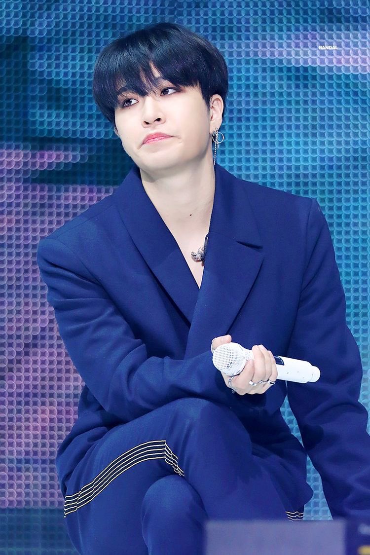 Choi Youngjae as Pretty Fabrics: A Thread