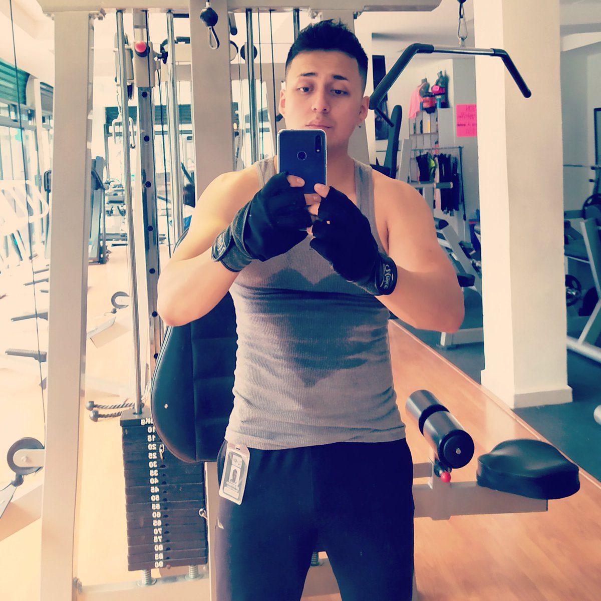 Luis Fuentes Cobain (@zonderlj1) on Twitter photo 