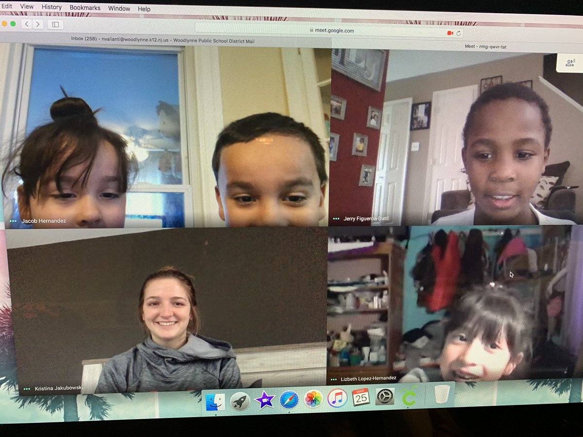 Miss Valianti tweet media