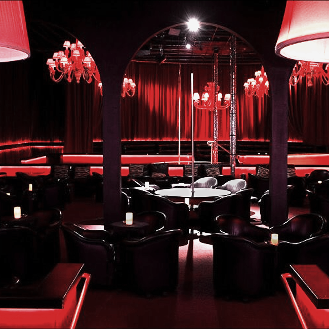 𝐋𝐄 𝐓𝐄𝐌𝐏𝐋𝐄 𝐃𝐄 𝐋'𝐈𝐌𝐏𝐔𝐃𝐄𝐔𝐑 | Para os levianos e amantes perdidos. 𝐑𝐞𝐧𝐝𝐞𝐳-𝐯𝐨𝐮𝐬 𝐚̀ 𝐏𝐚𝐫𝐢𝐬.