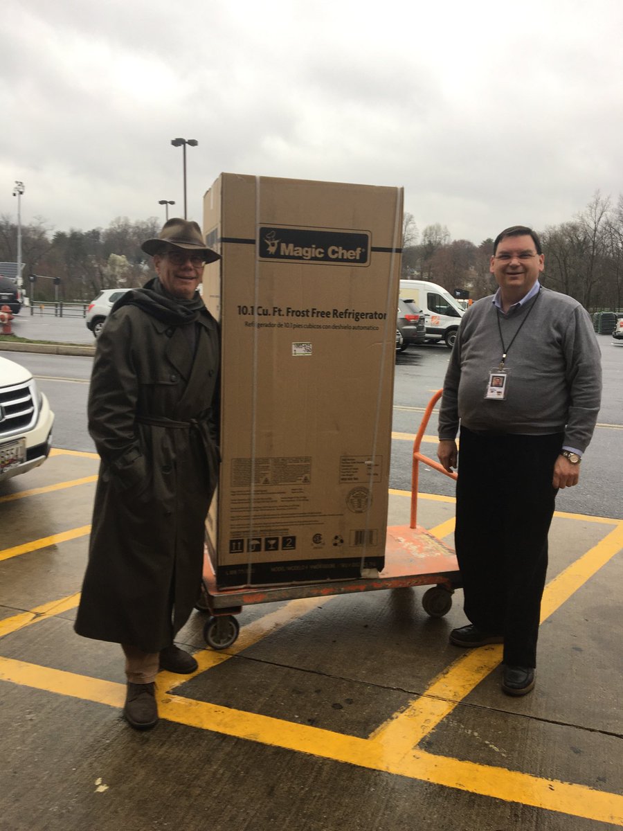 Helping out the Italian Cultural Center with a new refrigerator.  They are currently serving over a hundred meals a day to families in need.  ⁦<a href="/ParkvilleHD2577/">Pleasantville</a>⁩ ⁦<a href="/Ingram5Curtis/">Curtis Ingram</a>⁩ ⁦<a href="/PaulDeveno/">Paul Deveno</a>⁩ ⁦<a href="/Alexis_3323/">Alexis Hurley</a>⁩ ⁦@BdixonTHD⁩ ⁦@TimSmith_2577⁩ ⁦