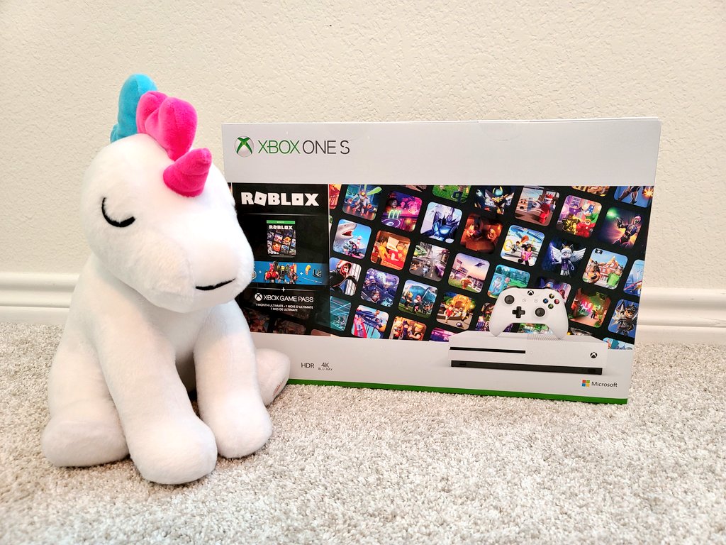 Code Honey Pa Twitter Huge Thanks To Microsoft For Sending Me This Legendary Xbox One S Roblox Bundle I M So Excited To Play - unicorn plush megan plays roblox