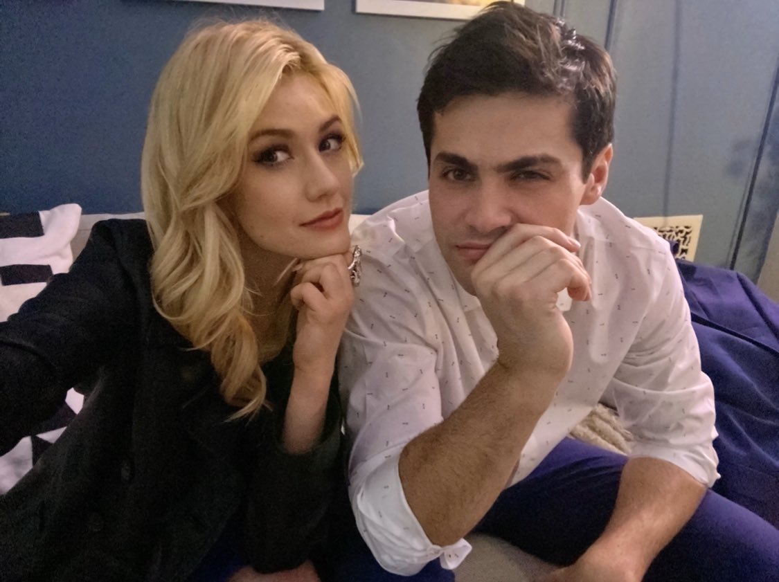 centraldaddario's tweet photo. 📸 "Apenas uma coisinha para fazer você sorrir ... 🤔🤔" #sneakpeak #PUSH

Kat entenda que vc salva vidas! https://t.co/BIPYkKGEF1