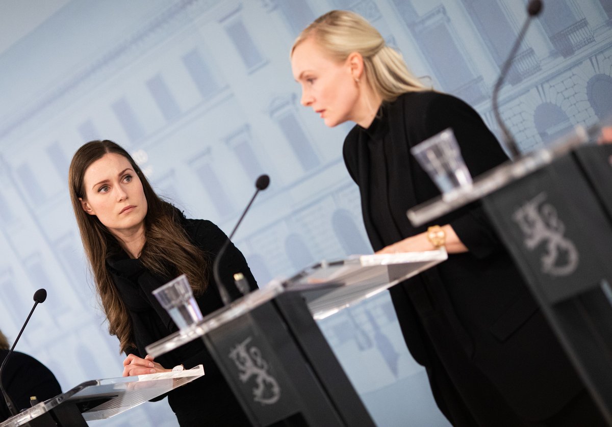 valtioneuvosto's tweet photo. Hallitus kertoi keskiviikkoillan tiedotustilaisuudessa Uudenmaan maakuntaa koskevista liikkumisen rajoituksista.

Niiden tarkoitus on estää koronavirustartuntoja sekä hidastaa epidemian leviämistä Uudeltamaalta muualle Suomeen.

📺Tilaisuuden tallenne:

https://t.co/fGFF4iC7w1 https://t.co/tXOVbsQ2CR