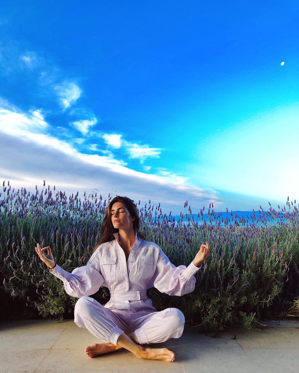 mood. 🧘🏻‍♀️