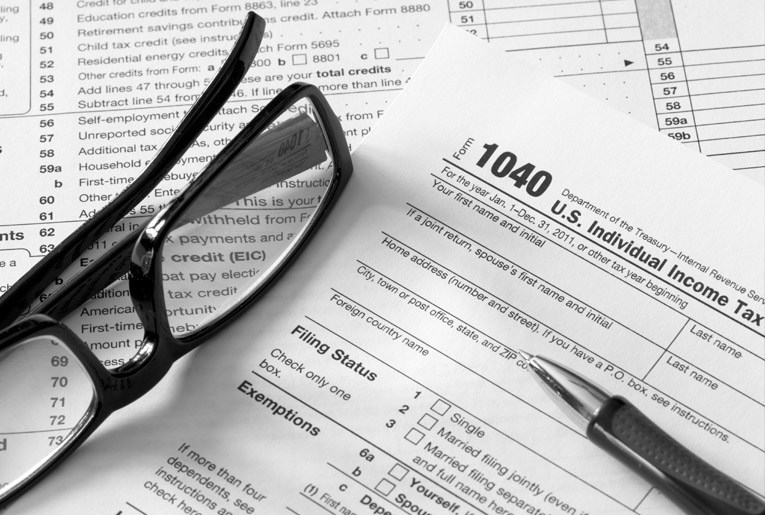 92024Magazine's tweet photo. Tax Day Moved to July 15 Due to COVID-19 https://t.co/Al8HODZQK8 https://t.co/4xY5tQ5dK4