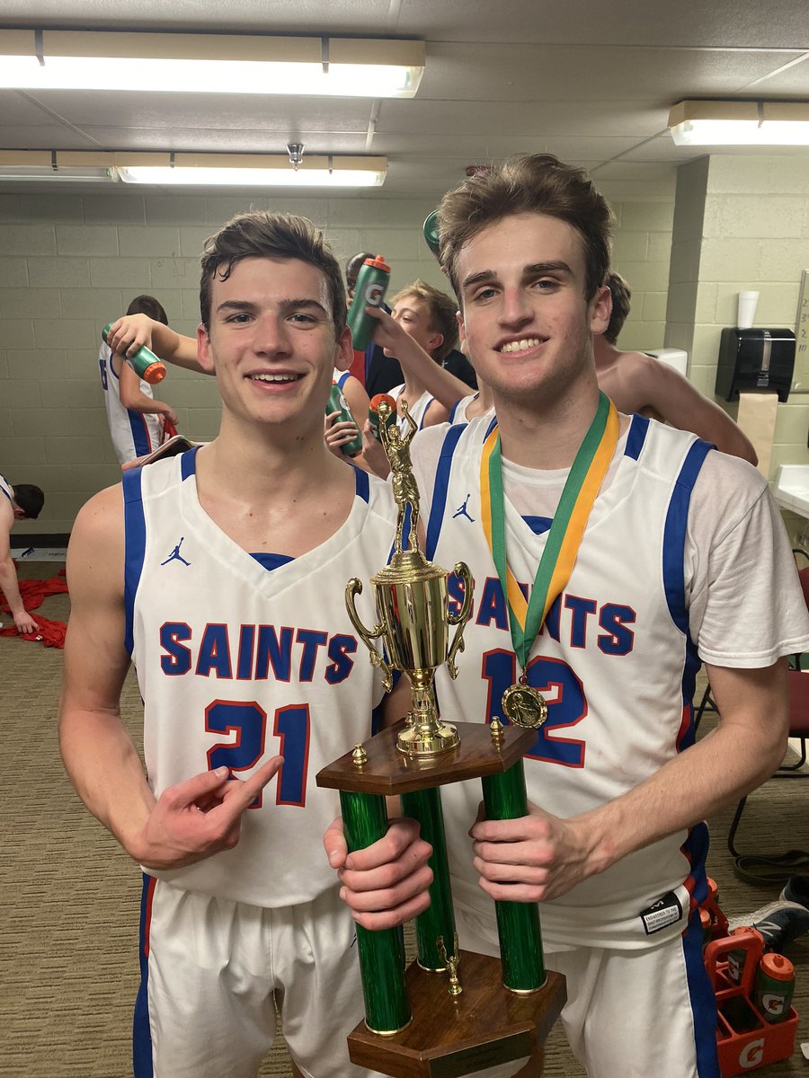 MccullarBraxton's tweet photo. @Jakeeee0 my best friend on the basketball court. i love you. thank you for all of the years we’ve been able to play together and the incredible hustle you’ve always given. great basketball player and an even better friend. https://t.co/l8q6yCG5gW