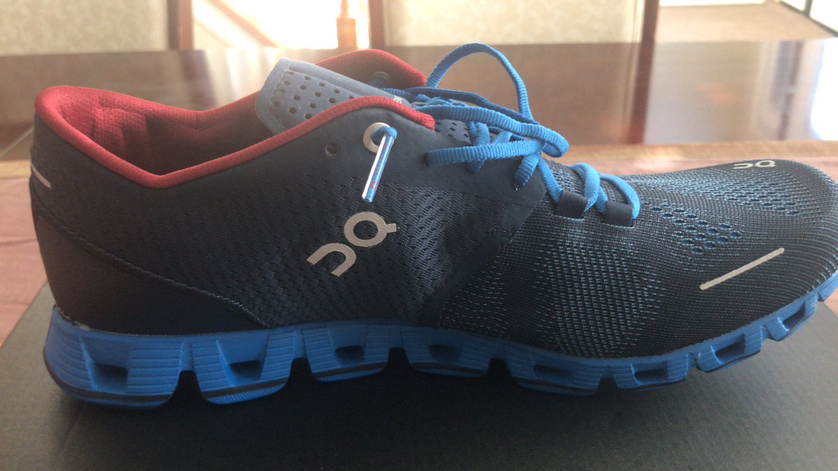 TheHoop5's tweet photo. Scored these bad boys today @on_running. It’s a good time to #getoutandgetmoving https://t.co/hXC6S3HcDk