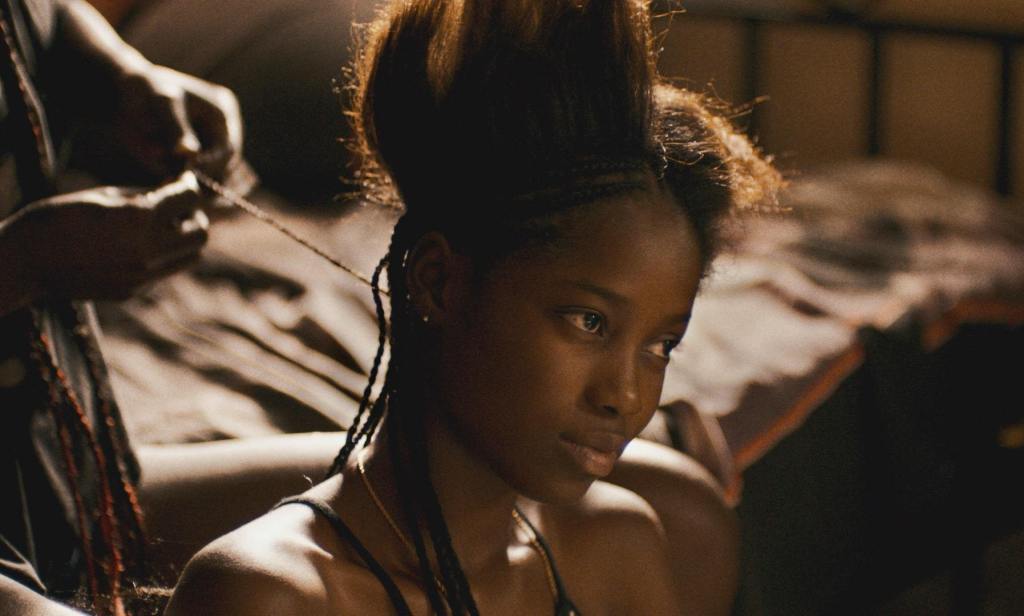 #English Film Review: Atlantique | Atlantics (2019); Cannes Film Festival | Director: Mati Diop #Atlantique #CannesFilmFestival #matidiop #AcademyAwards <a href="/Festival_Cannes/">Festival de Cannes</a> #AmadouMbow humansoffilmamsterdam.com/2020/03/25/fil…