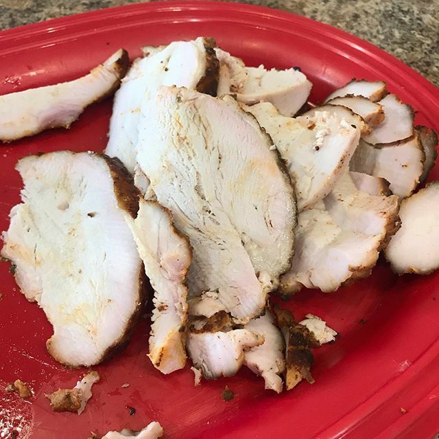 Finished and rested. Ready to eat #kamadojoeclassic #kamadojoe #smokedturkey bit.ly/3dqPgpk