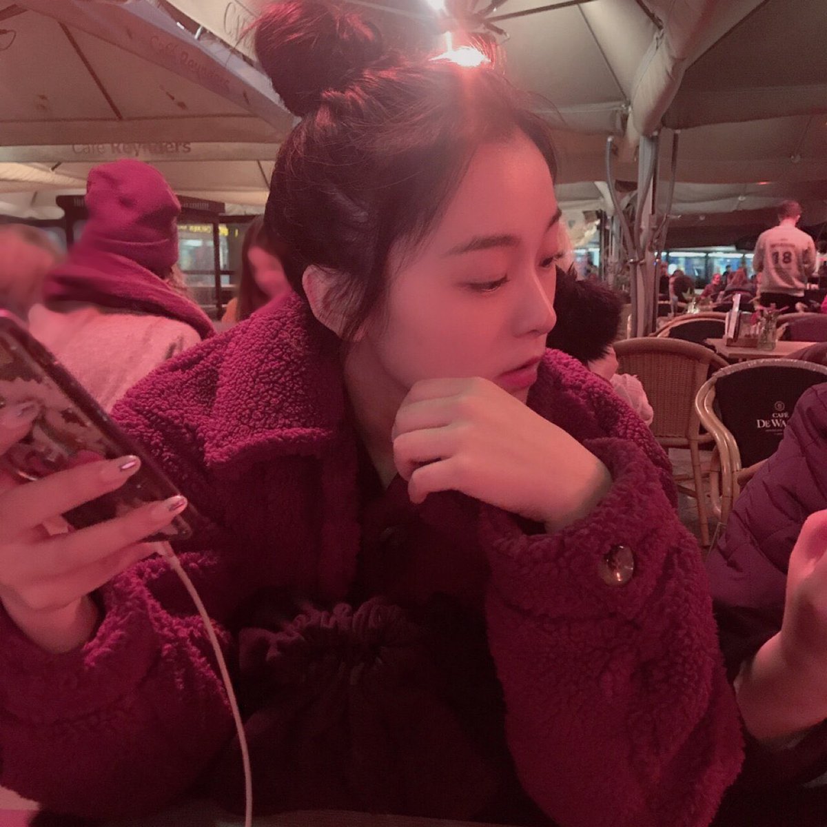 singnie gives us the most girlfriend material gahyeon pics