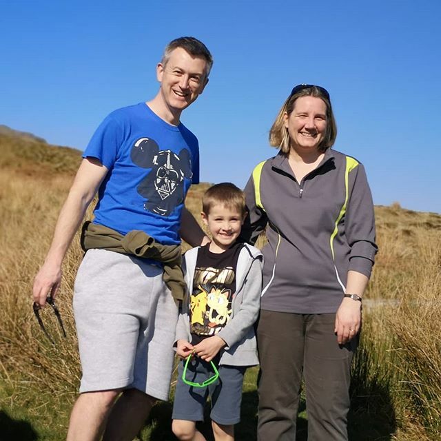 weonsnonge's tweet photo. Family strollz. https://t.co/aBeiOelOtG https://t.co/4JELGzbsZ1