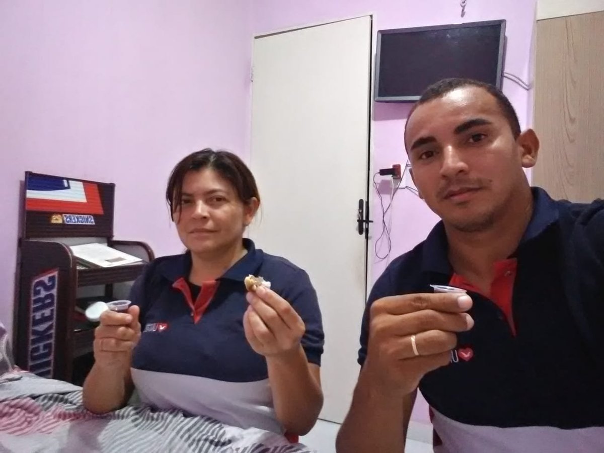 evg_amazonas's tweet photo. Hoje quarta-feira (25) foi realizada a primeira “Santa Ceia em seu lar” por transmissão nas redes sociais e canais. Todos que participaram, foram renovados e tiveram sua fé fortalecida.
@bpzangarini
#evgamazonas
#SantaCeia
#universal https://t.co/HV2xgHmHLk