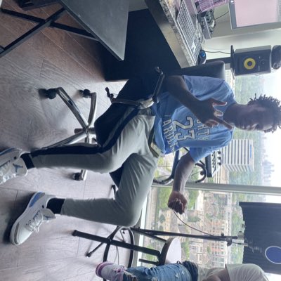 2SAVAGE_Roc's tweet photo. #NewProfilePic https://t.co/JmyMPYIC0N