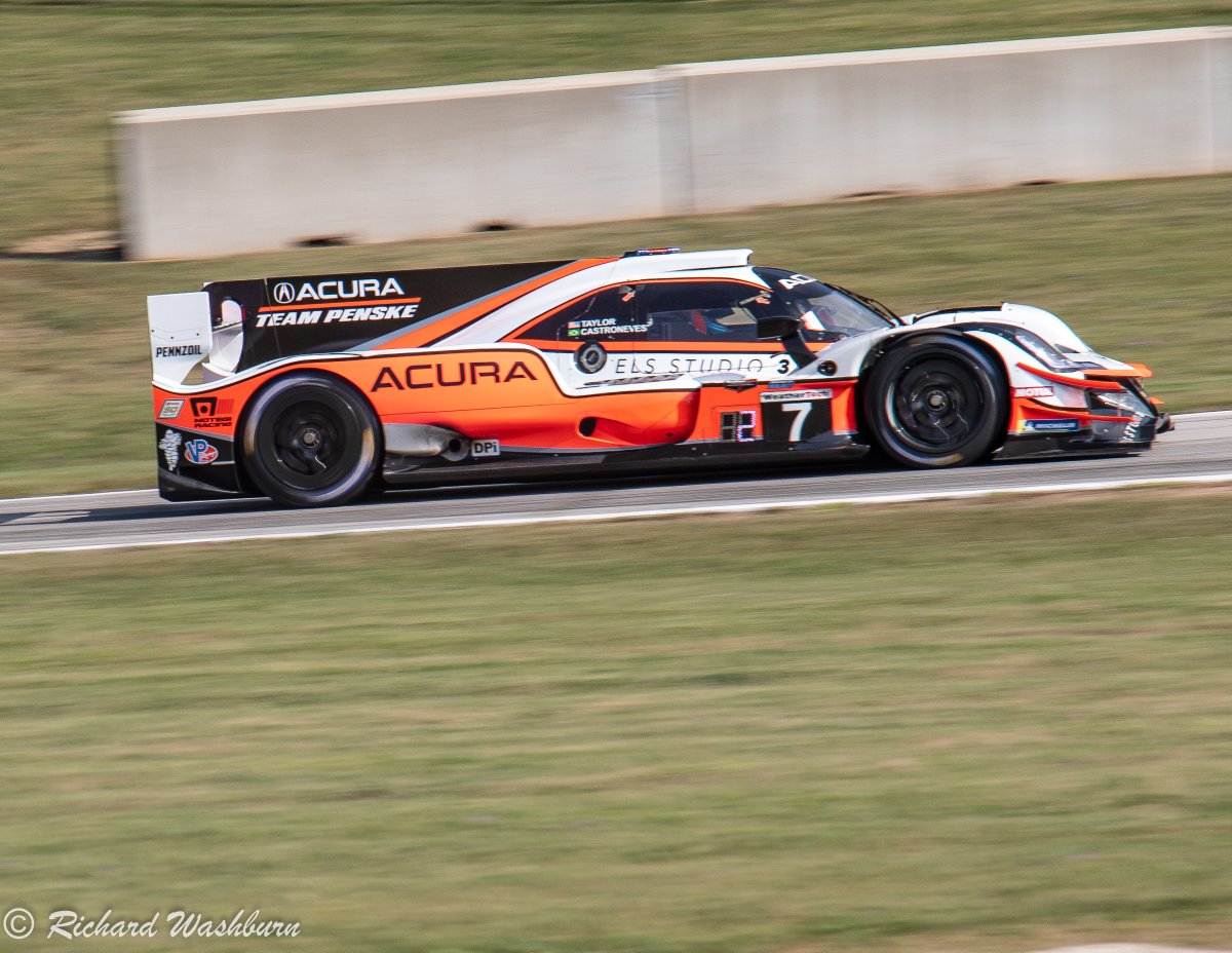 washburn_rich's tweet image. Hey Helio and and Ricky Taylor.. How about signing this one I took at Road America last year?? #digitalautograph @RickyTaylorRace @h3lio