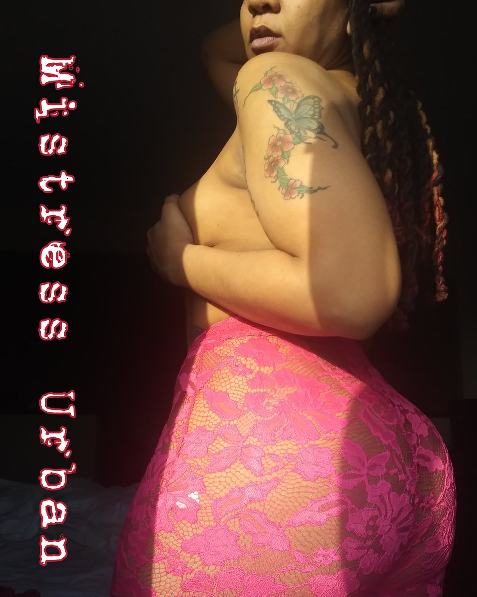 KinksterUrban's tweet photo. Hand it Ova #yourservice #yoursubmission #yourloyalty #yourmoney#blackkink #urbankink #blackmistress #blackbdsm #urbankinkster #urbankink #mommydomme #Idiscipline https://t.co/74bwCFJQpp