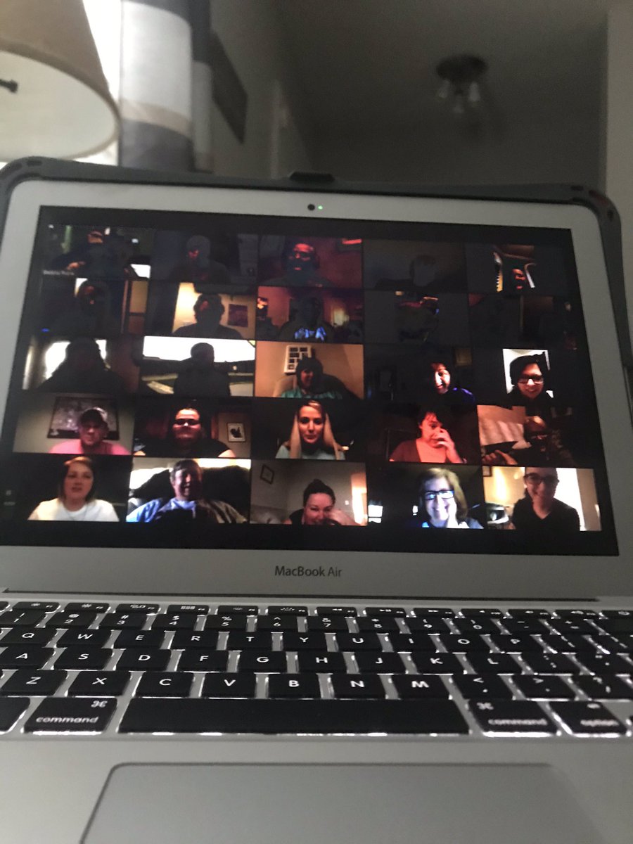 TeachGrowBloom's tweet image. Got to see 64 pieces of my work family tonight! So many smiling faces in one place!! My heart is a little happier tonight! ❤️ @PES_PantherNews #PantherPRIDE #TechnologyIsAmazing