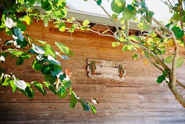 3/3 for this set on color inspiration. If you like the "film look" highly recommend actually shooting a roll to match your digital to! Makes a huge difference in the final result and really change how you approach the overall project.

Dev + Scan by @coa… ift.tt/2vPlyt7