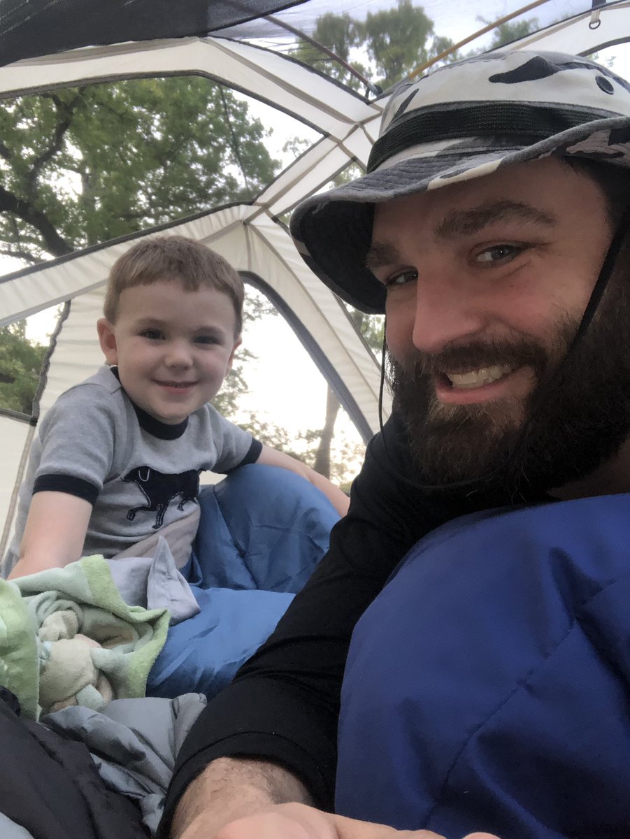 michaelmcever's tweet photo. Midweek camping in the front yard! https://t.co/sxLkhnRcA1