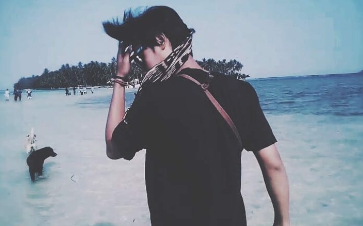 hellonaana's tweet photo. Sedikit berbagi pengalaman aja sih boleh yakan...
Jadi, sebelum kenal pertama kali gue liat doi nih ada di beranda #facebook terus gue ni ngerasa aja pgn ngepoin dan kenal ama dia...
Itu kalogasaah sih waktu SMA 2017 masih alay" nya... Terus gue boom like aja tuh poto dia... https://t.co/NCjZrUsXbi
