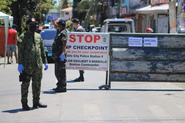 ICPOWCPD's tweet photo. SACRIFICE TO SAVE OTHERS LIVES

"We are PNP and we are always ready to serve and protect."

Policemen of Iloilo City Police Office continue 24/7 checkpoints operations in different control points of Iloilo City to help prevent the spread of COVID-19. https://t.co/N1O9LXCUZE