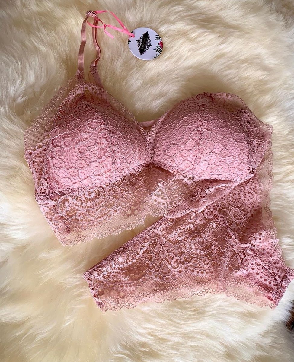 AyeniBolanle3's tweet photo. New Collections Availableπππππππππππππππ
Very affordableπππ
Follow @drussetcollection on IG via the link below to place your orders now
https://t.co/yxz69aXHuG
#DRussetCollection https://t.co/Nr8IR92L8U