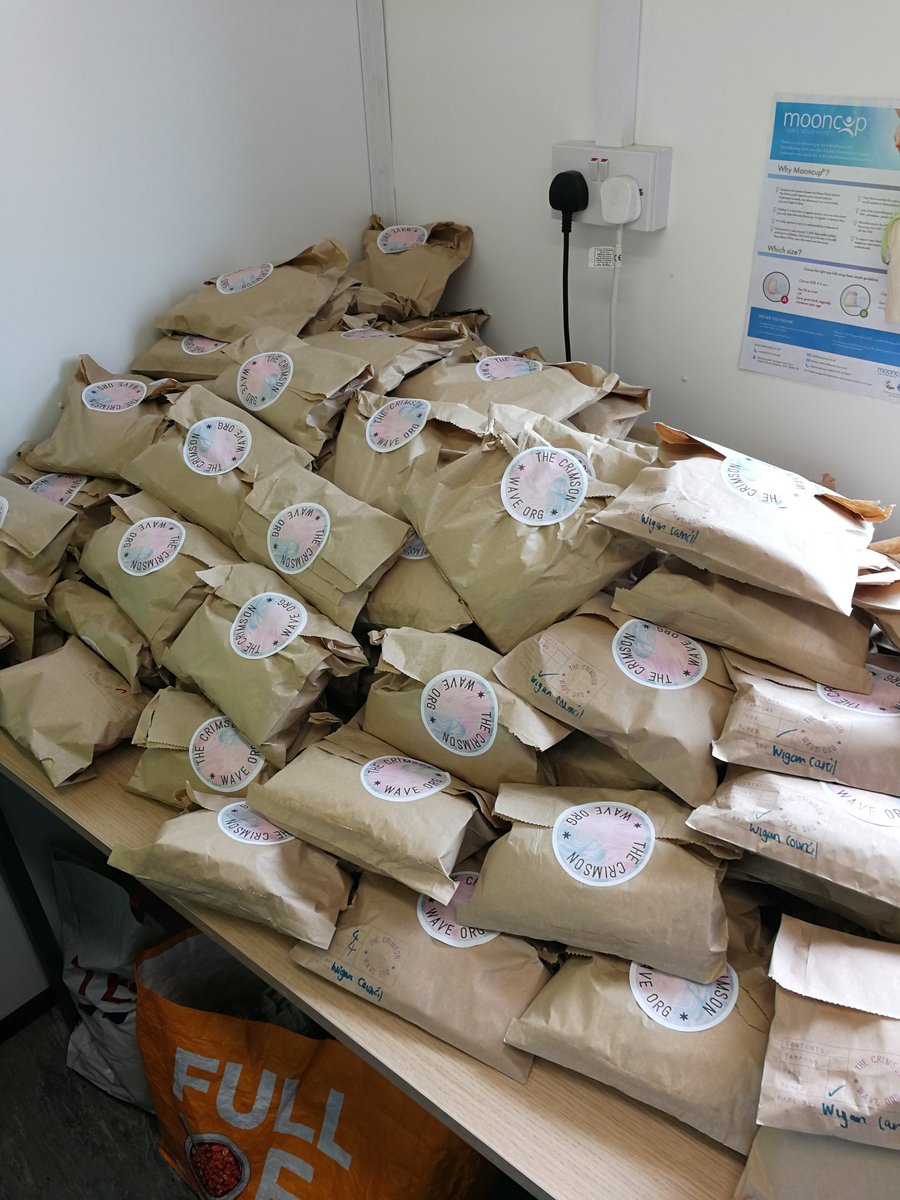 Shout if you need us pals 📢 FREE period products to ANYONE in Greater Manc who needs em. Just drop us a DM &amp; we will sort the rest 👊