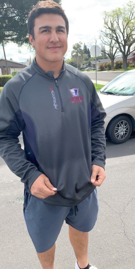 Jalen from <a href="/Aquaholics14/">The Aquaholics</a> got caught slippin 🤡🤡🤡6-5