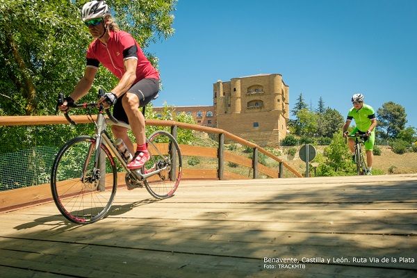 RutaViaPlata's tweet photo. Una pequeña muestra de lo que te espera si te animas a recorrer la #RutaVíaPlata en bici gracias a este vídeo de nuestros amigos de @trackmtb en #Vimeo ➡️ https://t.co/itg5lkh0pv 

#LaRutaEnBici | #bike | #cicloturismo | #ViajarEnBici | #RutasEnBici https://t.co/hOxT35aa8B
