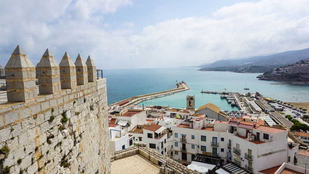 Unos cimientos que a simple vista parecen simples, pueden guardar mas secretos de lo que te imaginas. Redescubre Castellón, una provincia con magia escondida. 💛😊