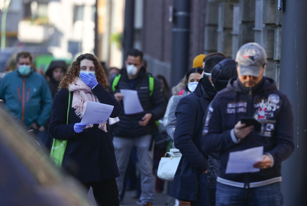 ABD'de Corona virüs kaynaklı vaka sayısı 7 bin 323'e, ölü sayısı 115'e yükseldi bit.ly/2IUwl8k