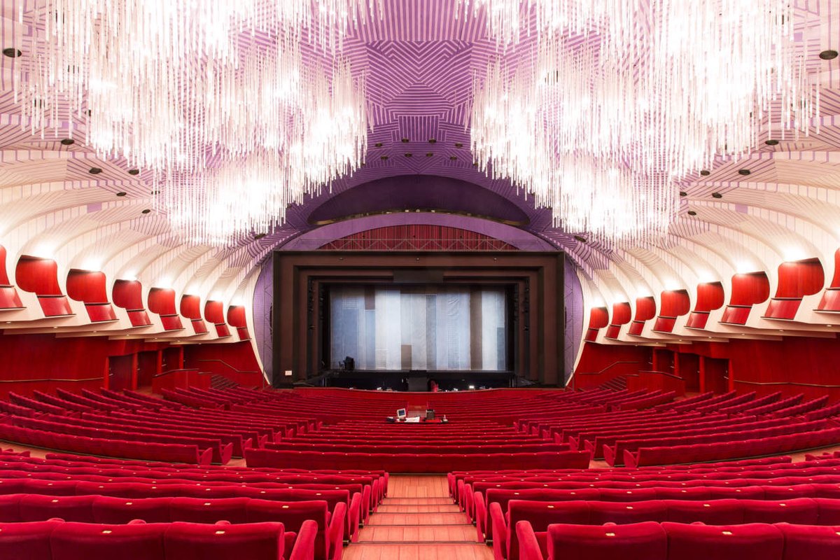 #iorestoacasa e vado al teatro Regio di Torino
youtube.com/channel/UCKqpk…
#MoveInArt🚶🚶