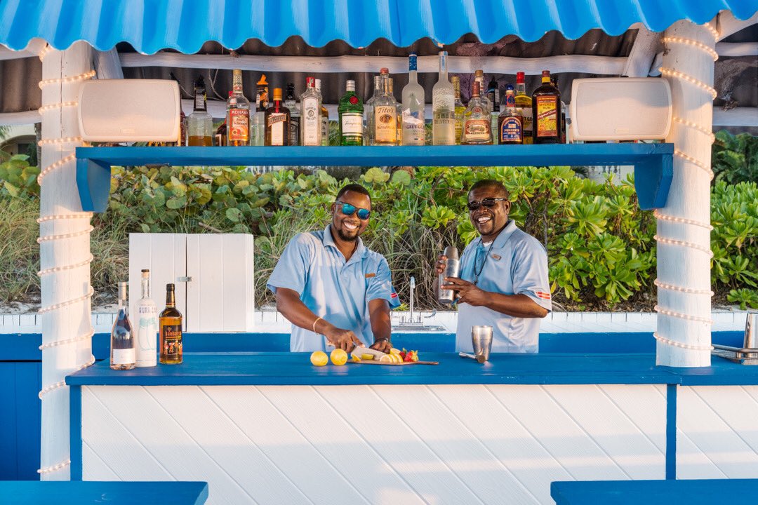 #JustTacos Poll: Fish Tacos or Garth’s famous Fish Hook... which is your favorite? We can’t decide! #GraceBayClub