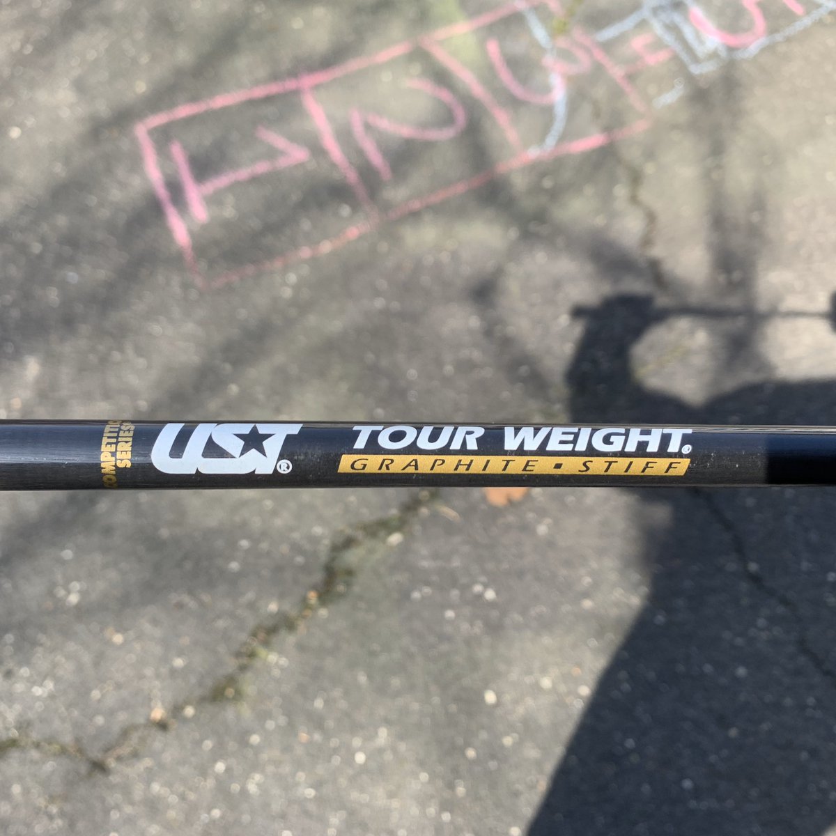 PaulKasterDad's tweet photo. Found this treasure in my garage today keeping busy. Played it my freshman year in college. Who had one?? #golfwrx #pittsburgh #persimmon #cleek #oringalhybrid https://t.co/rwCCnuwdxE