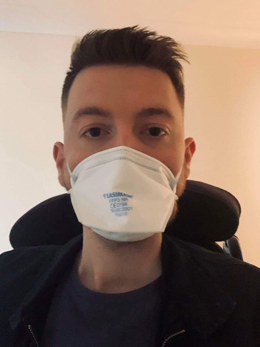 MDBloggersCrew's tweet image. 💥 NATIONAL ALERT!! 💥

If you see this man/boy, do not approach!

He is not remotely dangerous, no no.

But he is GINGER!! 😱

@rosslannon #MDBloggersCrew