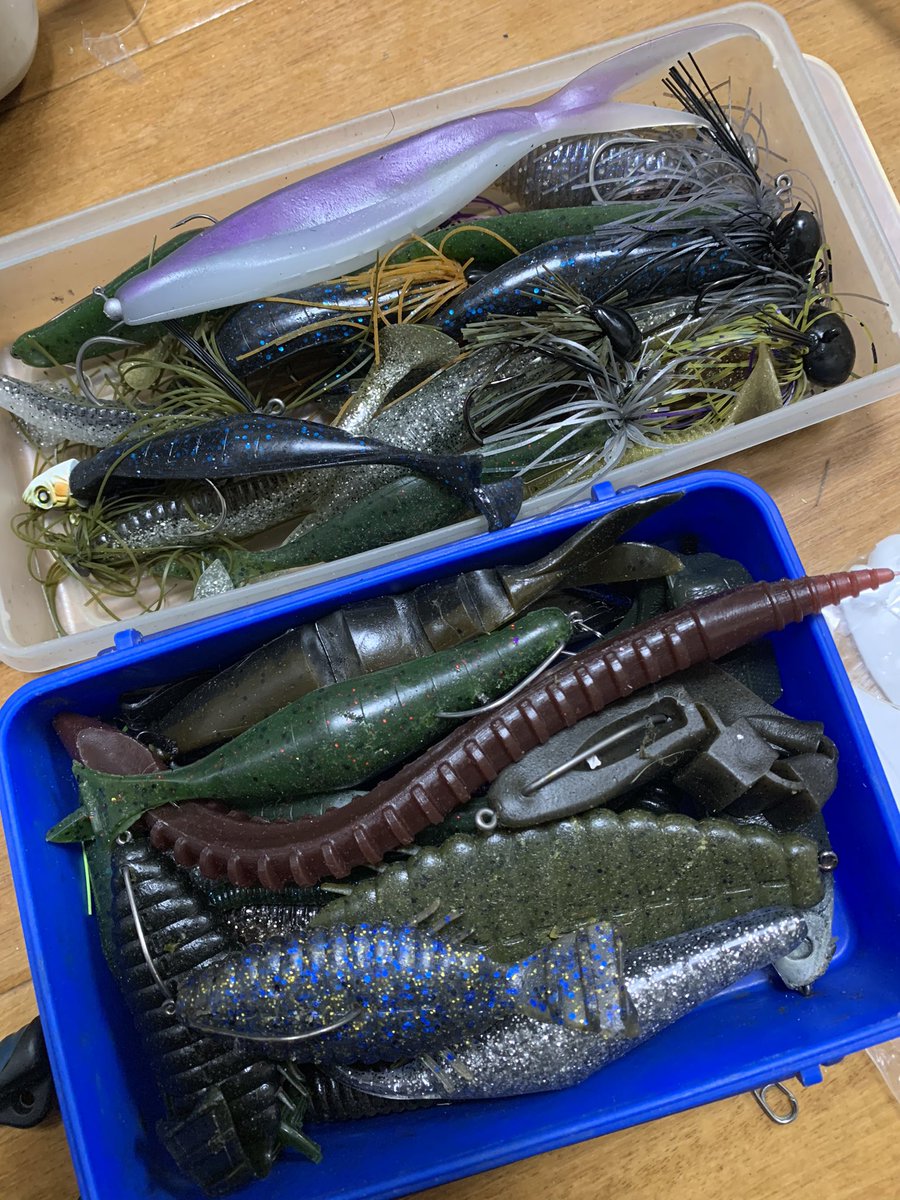 ビックリマン高田雄介 ビッグベイトもクランクもワイヤーベイトもミノーもワームもジグもそれ以外も 選択肢は多ければ多いほどおもろいし 複雑であれば複雑であるほど楽しい 相手は単純じゃない 人間と同じく複雑な生き物 難しいことをより難しく