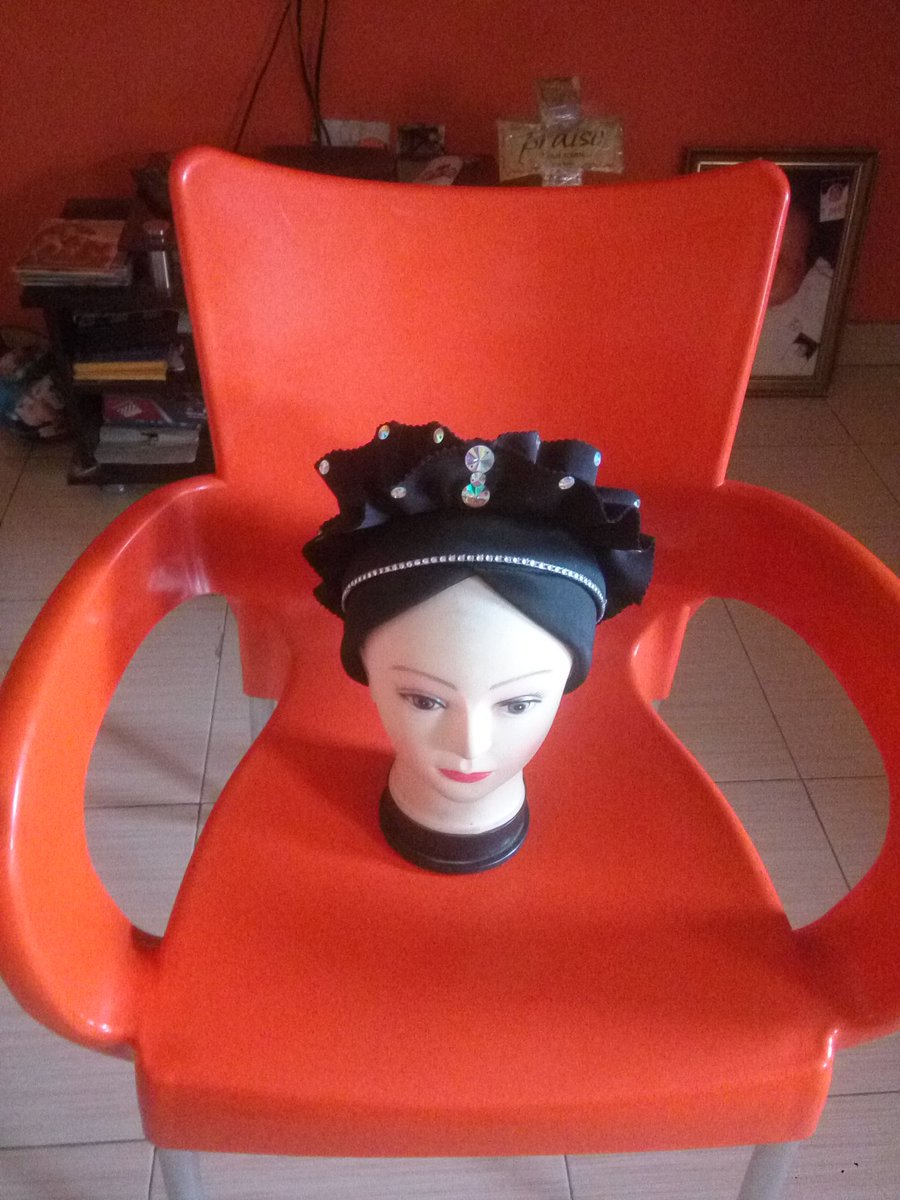 estizzles's tweet image. LIBERTY